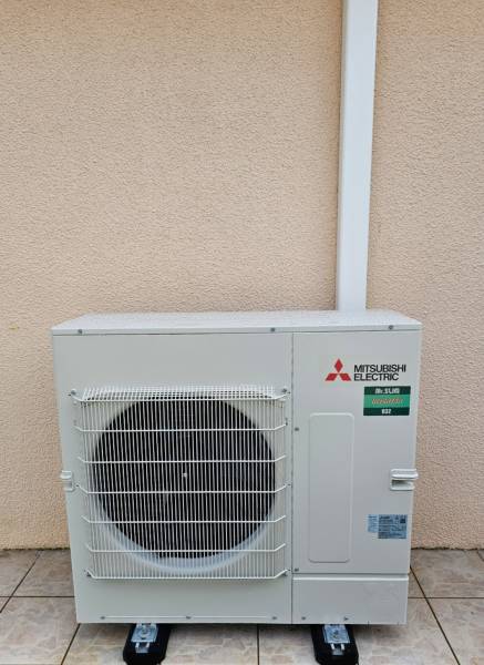 pose d'une pompe à chaleur Mitsubishi 