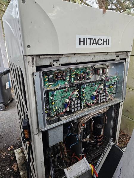 Réparation de pompe à chaleur et climatisation réversible à Parentis-en-Born : Intervention express